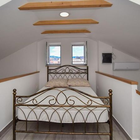 Tissa-Novalja Apartment ภายนอก รูปภาพ
